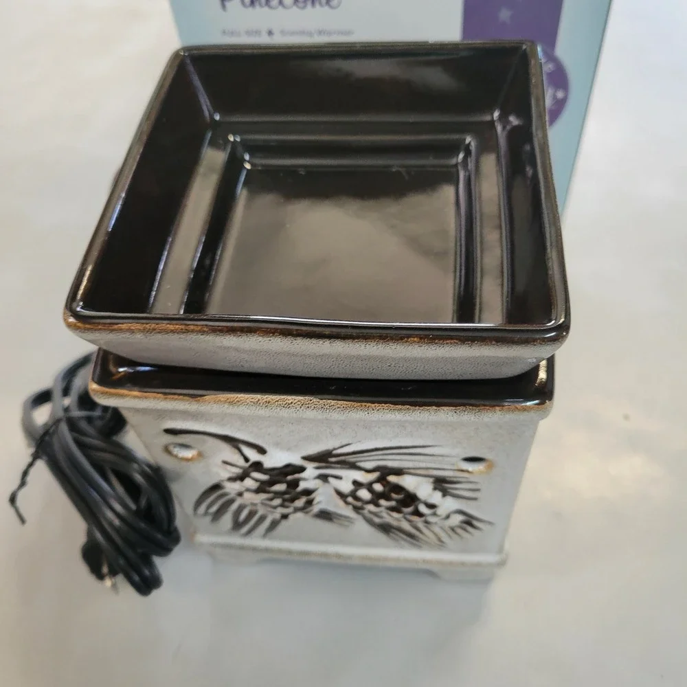 Scentsy Pinecone Full Size Electric Wax Warmer Ceramic Rustic Cabin Decor 2010